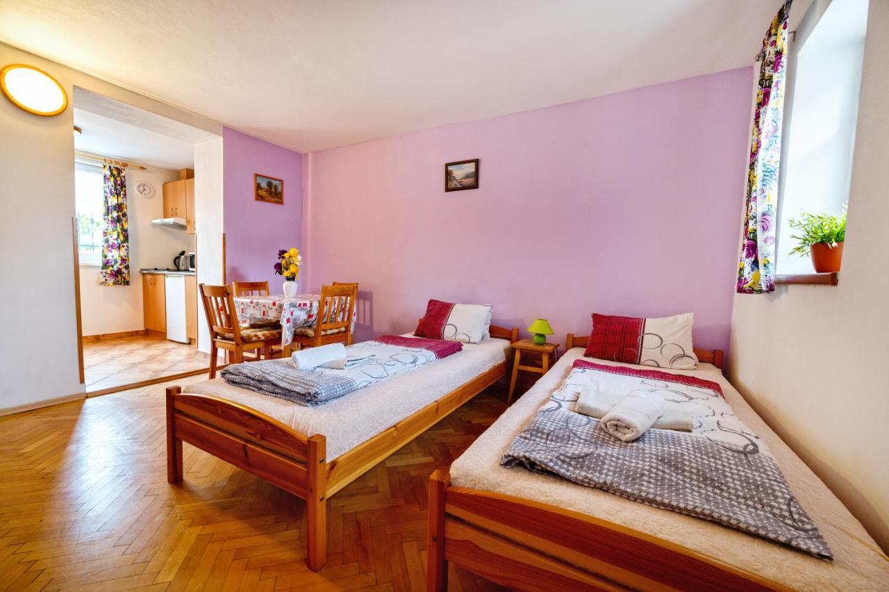 Penzion U Kostela Mikulčice Esterno foto