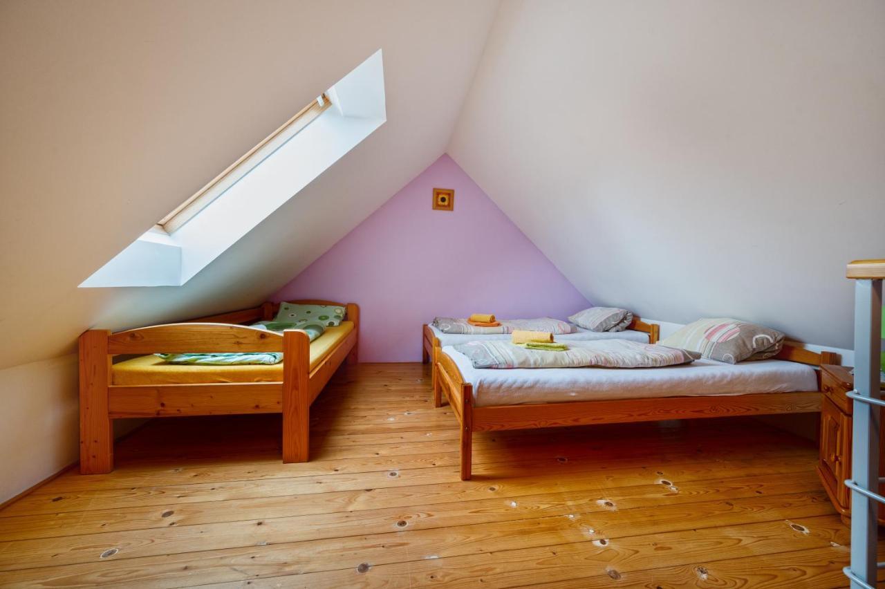 Penzion U Kostela Mikulčice Esterno foto